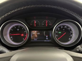 Vauxhall Astra 1.4i Turbo Elite Nav Auto Euro 6 (s/s) 5dr