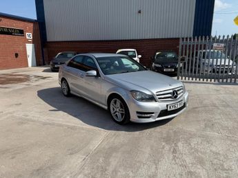Mercedes-Benz C Class 2.1 C220 CDI AMG Sport G-Tronic+ Euro 5 (s/s) 4dr