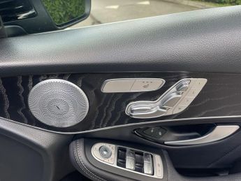Mercedes-Benz GLC 3.0 GLC350d V6 AMG Line (Premium Plus) G-Tronic+ 4MATIC Euro 6 (