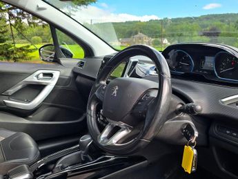 Peugeot 2008 1.2 PureTech Allure Premium EAT Euro 6 (s/s) 5dr