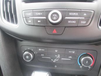Ford Focus 1.0T EcoBoost Zetec S Auto Euro 6 (s/s) 5dr