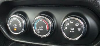Jeep Renegade 1.4T MultiAirII Longitude DDCT Euro 6 (s/s) 5dr