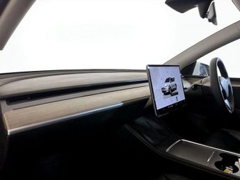 Tesla Model Y (Dual Motor) Long Range Auto 4WDE 5dr