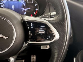 Jaguar E-PACE 2.0 P200 MHEV R-Dynamic S Auto AWD Euro 6 (s/s) 5dr