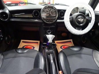 MINI Convertible 1.6 Cooper Auto Euro 6 2dr