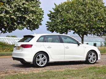Audi A3 1.8 TFSI S line Sportback S Tronic Euro 5 (s/s) 5dr