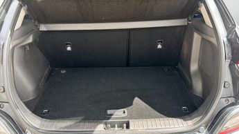 Hyundai Kona 1.6GDi Hybrid Premium 5dr Automatic