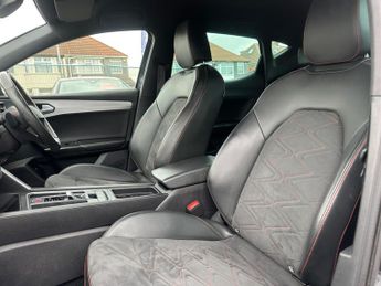 SEAT Leon 1.4 eHybrid 12.8kWh FR Sport DSG Euro 6 (s/s) 5dr