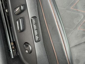 SEAT Leon 1.4 eHybrid 12.8kWh FR Sport DSG Euro 6 (s/s) 5dr