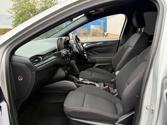 Ford Focus 1.0T EcoBoost ST-Line Auto Euro 6 (s/s) 5dr
