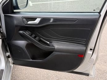 Ford Focus 1.0T EcoBoost ST-Line Auto Euro 6 (s/s) 5dr