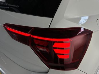 Volkswagen Polo 1.0 TSI R-Line DSG Euro 6 (s/s) 5dr