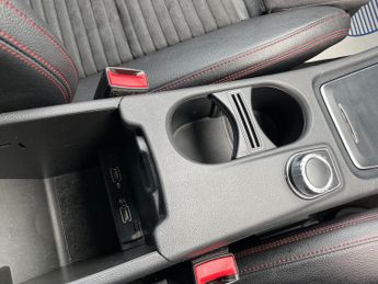 Mercedes-Benz CLA 2.1 CLA220d AMG Line Coupe 7G-DCT Euro 6 (s/s) 4dr
