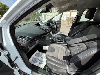 Ford Kuga 2.0 TDCi Titanium Powershift AWD Euro 5 5dr