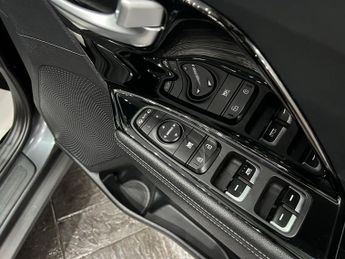 Kia Niro 1.6 GDi 2 DCT Euro 6 (s/s) 5dr