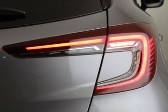 Renault Captur 1.6 E-TECH E-Tech engineered Auto Euro 6 (s/s) 5dr