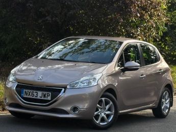 Peugeot 208 1.2 VTi Active Euro 5 5dr