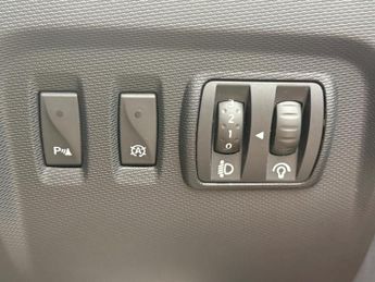 Renault Captur 1.2 TCe ENERGY Dynamique S Nav Auto Euro 6 (s/s) 5dr