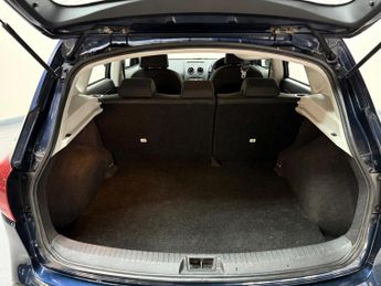 Nissan Qashqai 2.0 Acenta CVT 4WD 5dr