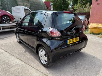 Toyota AYGO 1.0 VVT-i Black MultiMode Euro 4 5dr (AC)