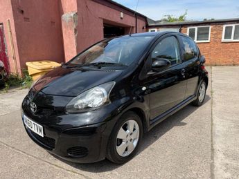 Toyota AYGO 1.0 VVT-i Black MultiMode Euro 4 5dr (AC)