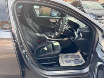 Mercedes-Benz A Class 2.0 A35 AMG (Premium Plus) SpdS DCT 4MATIC Euro 6 (s/s) 5dr
