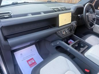 Land Rover Defender 110 3.0 D250 MHEV X-Dynamic HSE Auto 4WD Euro 6 (s/s) 5dr