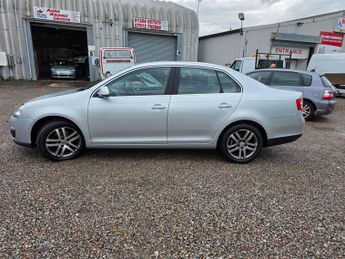 Volkswagen Jetta 2.0 TDI SE DSG Euro 4 4dr