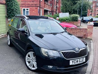 Skoda Superb 3.6 V6 Elegance DSG 4WD Euro 5 5dr