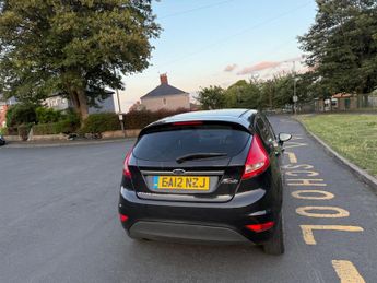Ford Fiesta 1.4 TDCi DPF Titanium 5dr
