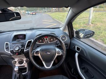 Ford Fiesta 1.4 TDCi DPF Titanium 5dr