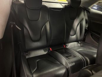 Audi RS5 4.2 FSI V8 S Tronic quattro Euro 5 2dr