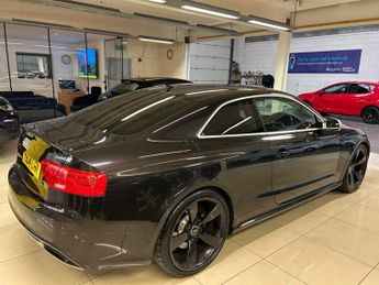Audi RS5 4.2 FSI V8 S Tronic quattro Euro 5 2dr