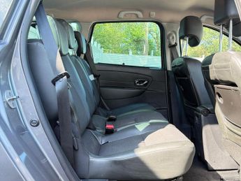 Renault Grand Scenic 1.5 dCi Dynamique Nav Auto Euro 6 5dr