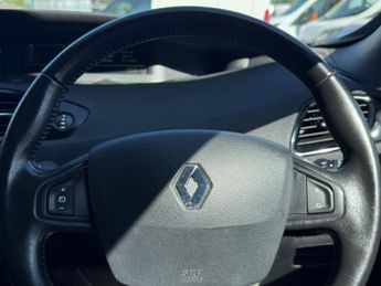 Renault Grand Scenic 1.5 dCi Dynamique Nav Auto Euro 6 5dr