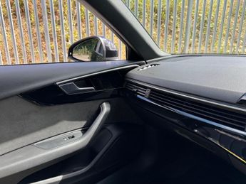 Audi A4 2.0 TFSI 35 Black Edition S Tronic Euro 6 (s/s) 4dr