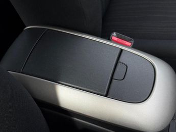 Toyota Auris 2.0 D-4D TR 5dr