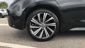 Toyota Corolla 1.8 VVT-h Design CVT Euro 6 (s/s) 5dr