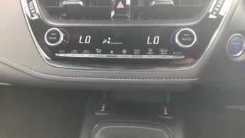 Toyota Corolla 1.8 VVT-h Design CVT Euro 6 (s/s) 5dr