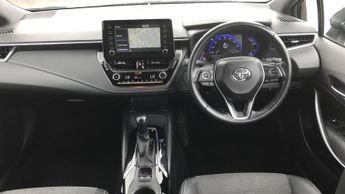 Toyota Corolla 1.8 VVT-h Design CVT Euro 6 (s/s) 5dr