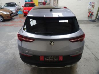 Vauxhall Grandland X 1.2 Turbo Elite Nav Auto Euro 6 (s/s) 5dr