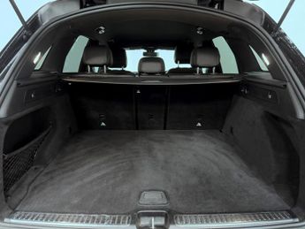 Mercedes-Benz GLC 2.0 GLC220d AMG Line SUV 5dr Diesel G-Tronic+ 4MATIC Euro 6 (s/s