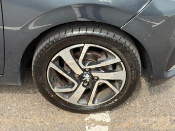 Peugeot 108 1.0 Allure 2 Tronic Euro 6 5dr