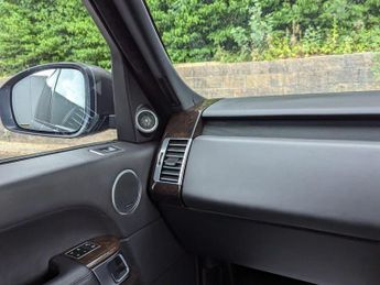 Land Rover Range Rover 4.4 SD V8 Vogue SE Auto 4WD Euro 5 5dr