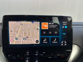 Volkswagen ID.4 Pro Performance 77kWh Life Auto 5dr