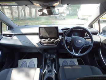Toyota Corolla 1.8 VVT-h Icon Tech CVT Euro 6 (s/s) 5dr