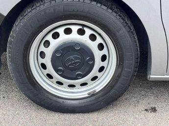 Toyota PROACE Verso 1.5D Medium MPV MWB Euro 6 (s/s) 6dr (9 Seat)