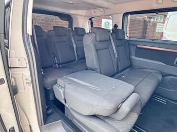 TOYOTA PROACE VERSO 2.0D Family Medium MPV 5dr Diesel Auto MWB Euro 6 (s/s) (8 Seat)