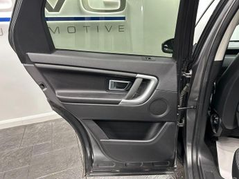 Land Rover Discovery Sport 2.0 TD4 SE Tech Auto 4WD Euro 6 (s/s) 5dr