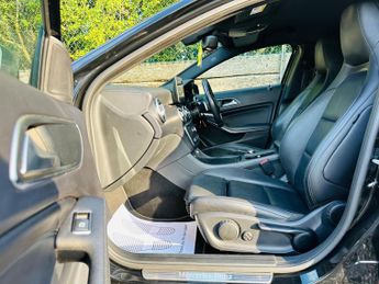 Mercedes-Benz A Class 1.5 A180d AMG Line (Executive) 7G-DCT Euro 6 (s/s) 5dr